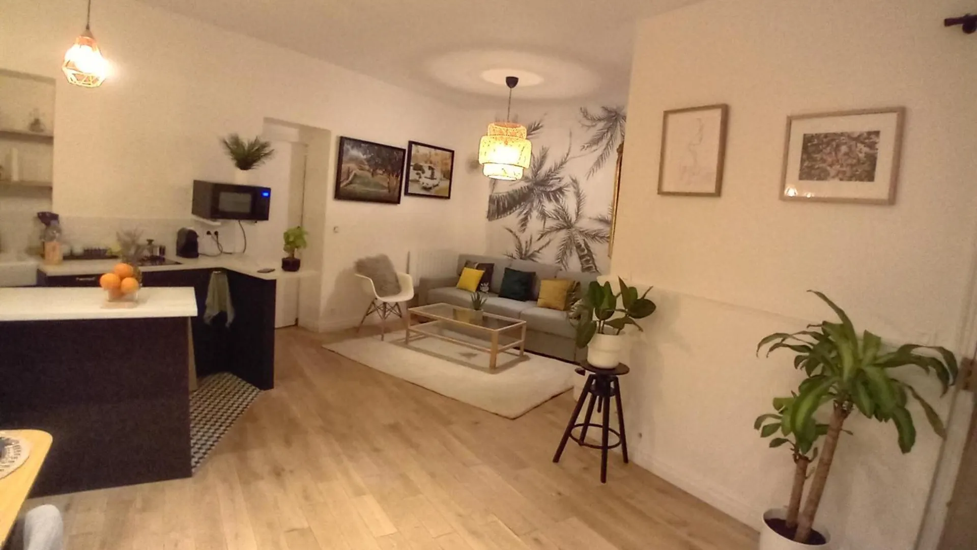 Gorgeous Place ,Center Paris,Close To Louvre Meusm And Eiffel Tour ,Front Metro Parigi